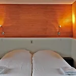 Hotelhuisje #e Dom wakacyjny Warmenhuizen
