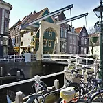 Hotelhuisje #e *