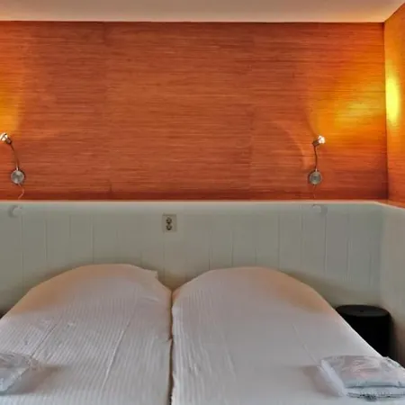 Hotelhuisje #e Casa de Férias Warmenhuizen