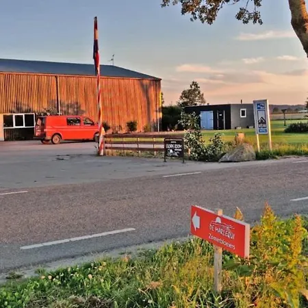 Hotelhuisje #e *