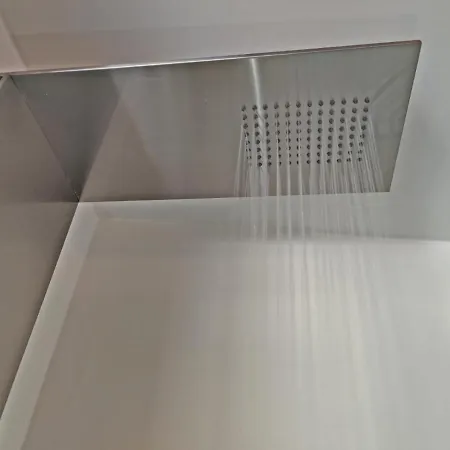 Hotelhuisje #e * Warmenhuizen