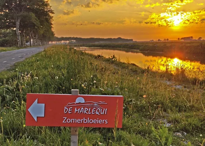 Hotelhuisje #e Casa vacanze Warmenhuizen