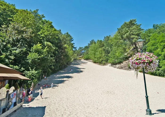 Hotelhuisje #e Casa vacanze Warmenhuizen